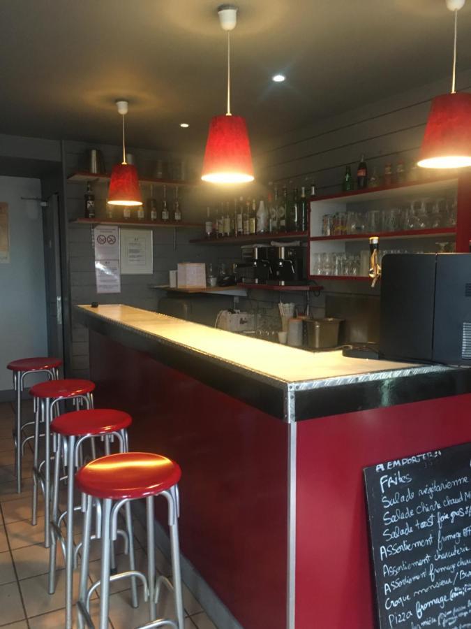 L'Atelier Du Pont De Mars Hotell Mars  Exteriör bild