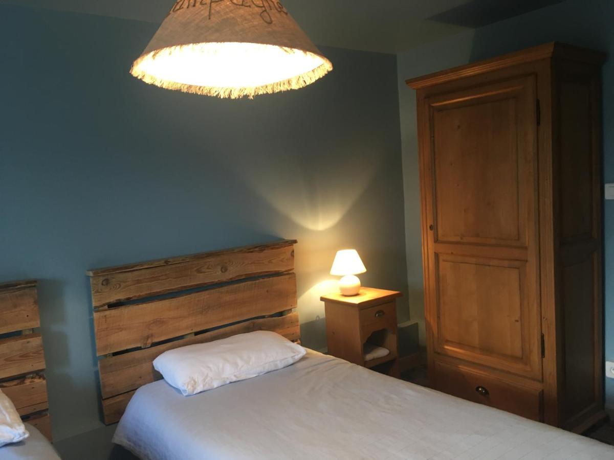 L'Atelier Du Pont De Mars Hotell Mars  Exteriör bild